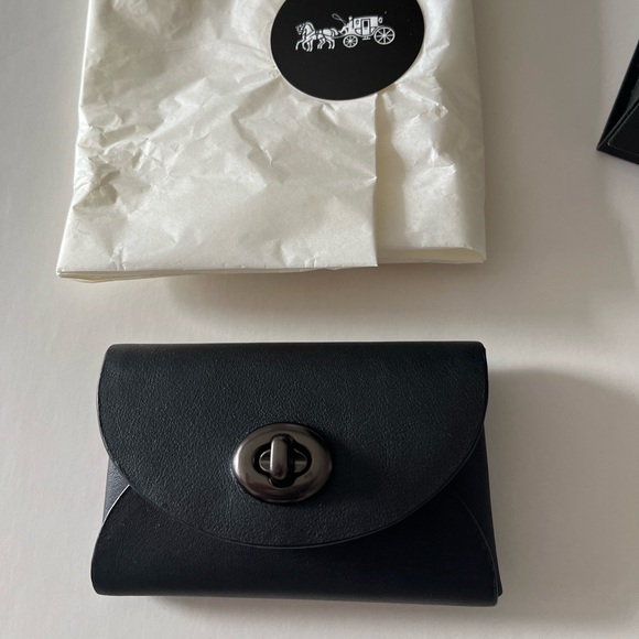 Coach “Lucky” Black Leather Small Wallet / Card holder -Brand New - Picture 5 of 5